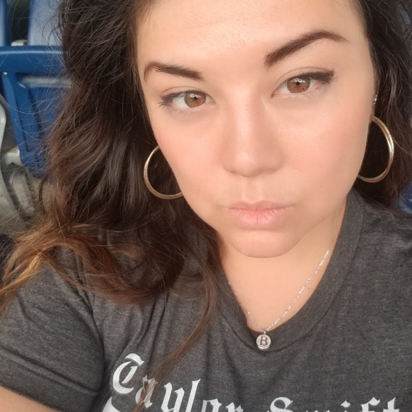 Meet your Posher, Brynn - Picture 1 of 1